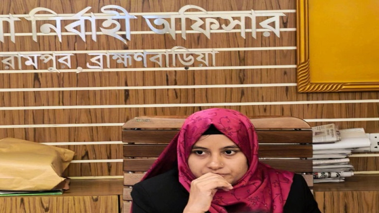 মারা গেছেন বাঞ্ছারামপুর উপজেলা উপজেলা নির্বাহী কর্মকর্তা ফেরদৌসী আরা...