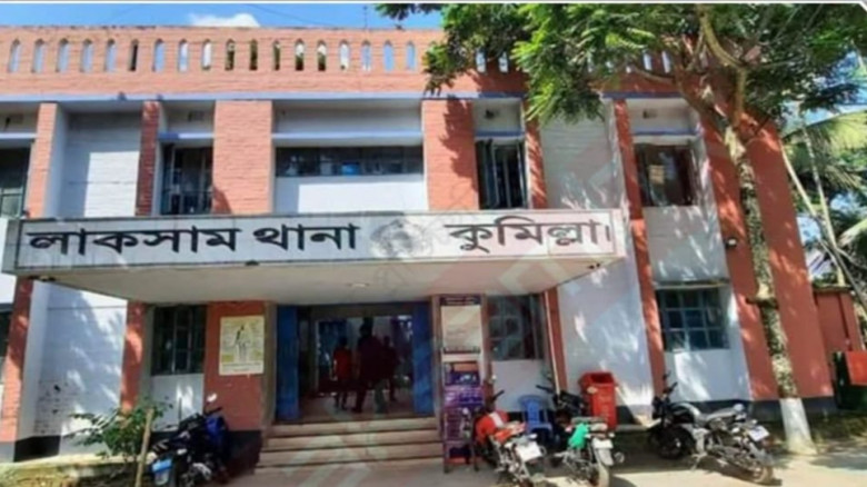 সড়কে ডাকাতদের হামলা: প্রানে রক্ষা পেলেন লাকসাম থানার ওসিসহ এ